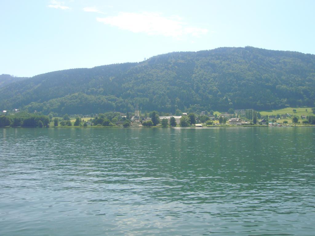 Ferienwohnungen Steger Bodensdorf Buitenkant foto