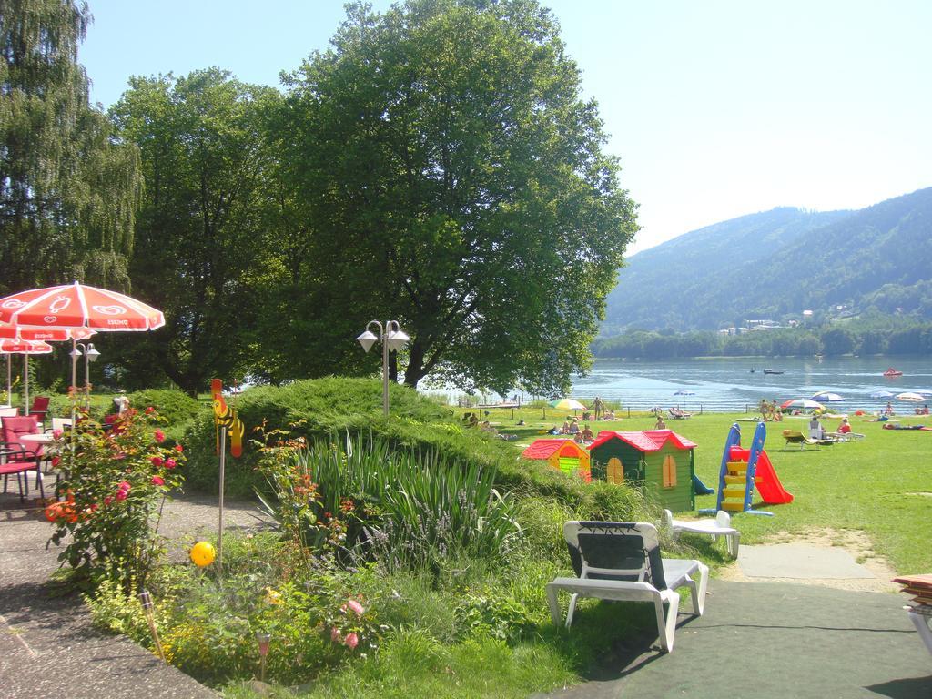 Ferienwohnungen Steger Bodensdorf Buitenkant foto