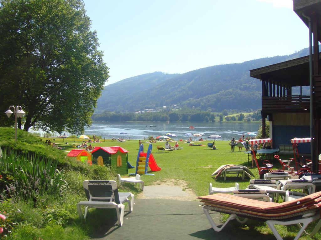 Ferienwohnungen Steger Bodensdorf Buitenkant foto